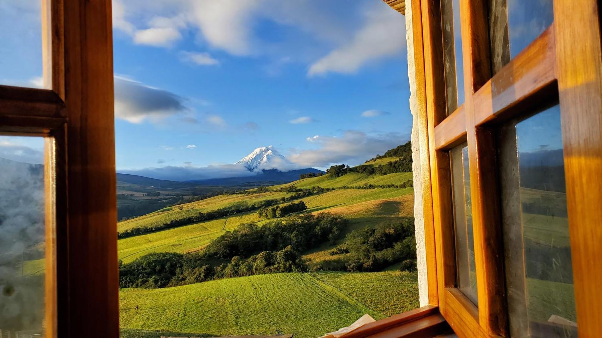 Balcon Al Cotopaxi Hosteria Sangolqui Exterior photo